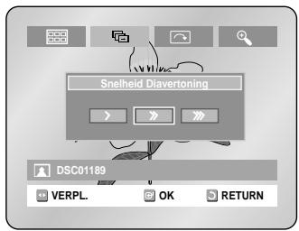 SAMSUNG DVD-R121 - Druk op de ▲▼ △▶ toetsen om een afbeelding te selecteren. - 2