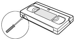 SAMSUNG DVD-V6700S - Een bespeelde videoband beveiligen - 1