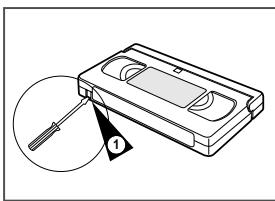 SAMSUNG DVD-V80 - VCR Protecting a Recorded Cassette - 1
