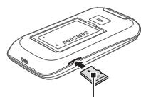 SAMSUNG GT-C3595 - Insérer une carte mémoire (en option) - 1