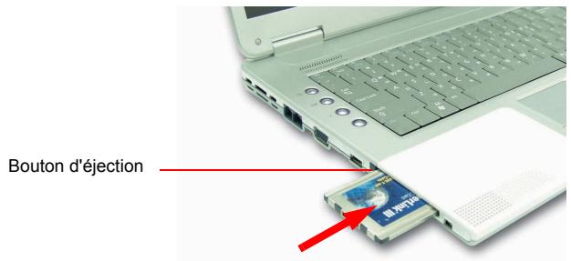 SAMSUNG NX30PRT000 - Avant d'utiliser le logement PCMCIA, retirez sa protection. - 1