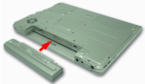 SAMSUNG NX30TP5GHQ - Ejection et fixation de la batterie - 2