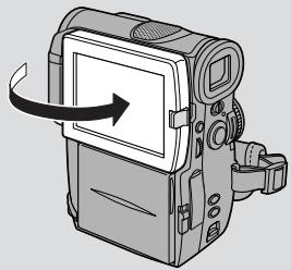 CANON ELURA 2 - Changing the angle of the LCD screen - 2
