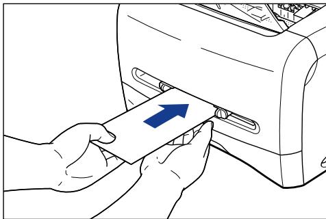 CANON LASER SHOT LBP3200 - Halten Sie den Umschlag wie in der Abbildung gezeigt und legen Sieihn langsam mit der Druckseite nach oben ein, bis er an der Rückseite anstöhrt. - 1
