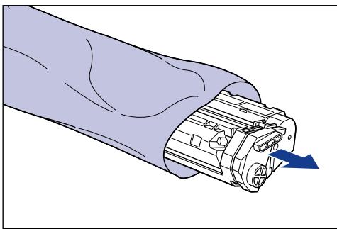 CANON LASER SHOT LBP3200 - Nehmen Sie die Tonerpatrone aus der Schutzhülle. - 1