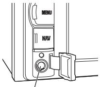 ALPINE INE-S900R - Retirer le couvercle de la borne d'entree AUX avant. - 1