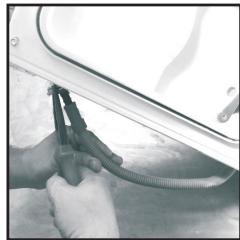 CANDY GVH 9813NA1-S - BittesdasKondenswasserablaufsetwieFolggtMontieren: - 2