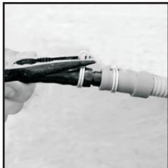 CANDY GVH 9813NA1-S - BittesdasKondenswasserablaufsetwieFolggtMontieren: - 4