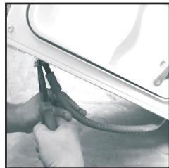 CANDY GVH 9813NA1-S - Justere Fottene - 1