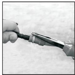 CANDY GVH 9813NA1-S - Justering af Fødder - 4