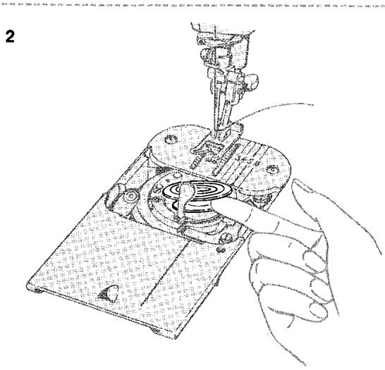 SINGER 720 - Removing Bobbin - 2