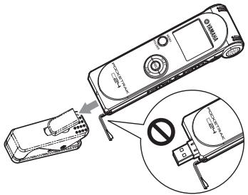 YAMAHA POCKETRAK C24 - Fixation de l'attache - 2