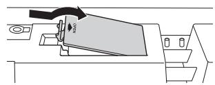 YAMAHA PSR-F50 - Installation des piles - 1