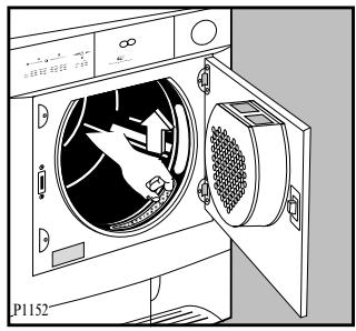 ARTHUR MARTIN ADC5305 - Nettoyage des filtrés - 3
