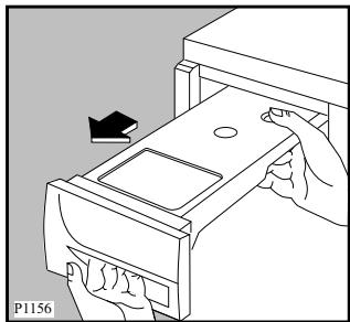 ARTHUR MARTIN ADC5305 - Vidange du bac d'eau de condensation - 1