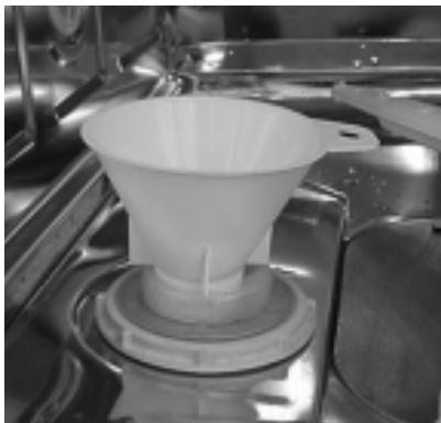 WHIRLPOOL ADP 4580 WH - Indicateur du niveau de sel - 1