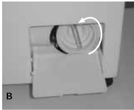 WHIRLPOOL AWG 912 D - Nettoyage du filtre / vidange de l'eau résiduelle - 2