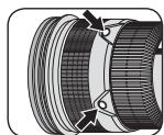 NIKON AI-S ZOOM-NIKKOR ED 200-400MM F/4 - ■ Interruptor de selección de la función de enfoque y botón de enfoque (Véase pág. 66 para cámaras compatibles.) - 2
