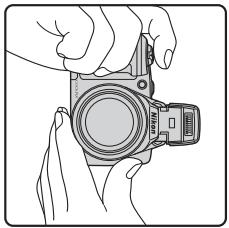 NIKON COOLPIX L330 - Maintenez fermement l'appareil photo. - 2