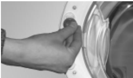 WHIRLPOOL AWO/D 45210 - Securite enfants (SELON les modeles) - 1