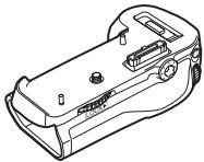 NIKON MB-12 - La MB-D12 et les accessoires fournis - 1