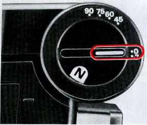 NIKON SB-20 - Adjusting Flash Head - 1