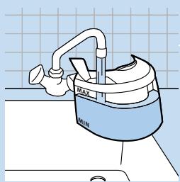 PHILIPS GC9040 - Kun automaattinen kalkinpoisto on valmis, automaattisen kalkinpoiston merkkivalo sammuu. - 3