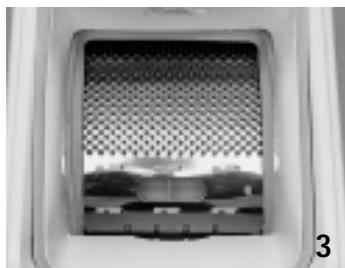 WHIRLPOOL AWE 6221 - Récupération d'un objet tombé entre le tambour et la cuve - 1