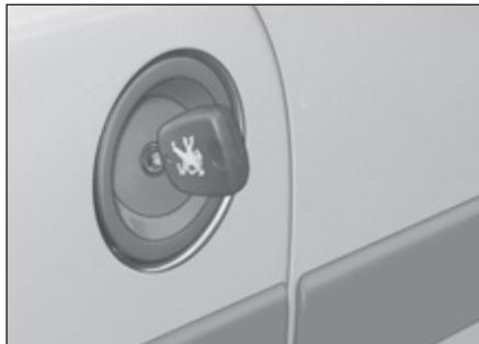 PEUGEOT PARTNER FOURGON 2011 - Pour fermer - 2