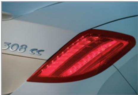 PEUGEOT 308 CC RESTYLISE 2011 - Nous attirons votre attention sur le point suivant : - 1
