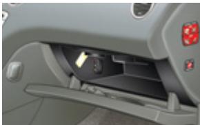 PEUGEOT 308 CC RESTYLISE 2011 - UTILISER L'ENTRÉE AUXILIAIRE (AUX) - 2