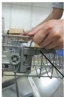DE DIETRICH DVH1342J - Adjusting the Upper Basket - 1