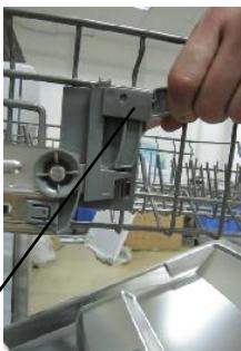 DE DIETRICH DVH1342J - Adjusting the Upper Basket - 2