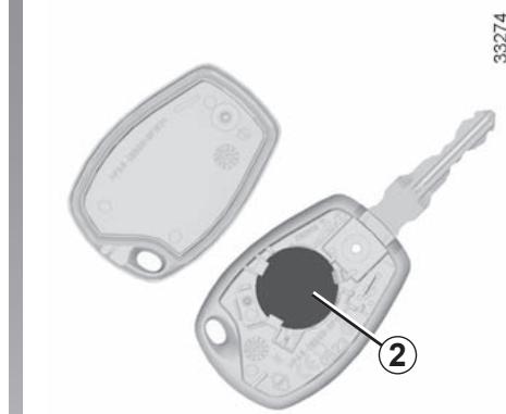 RENAULT KWID - Replacing the remote control battery - 1