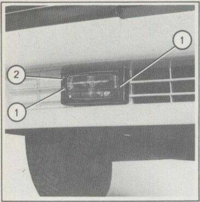 RENAULT R11 - Petits incidents - 1