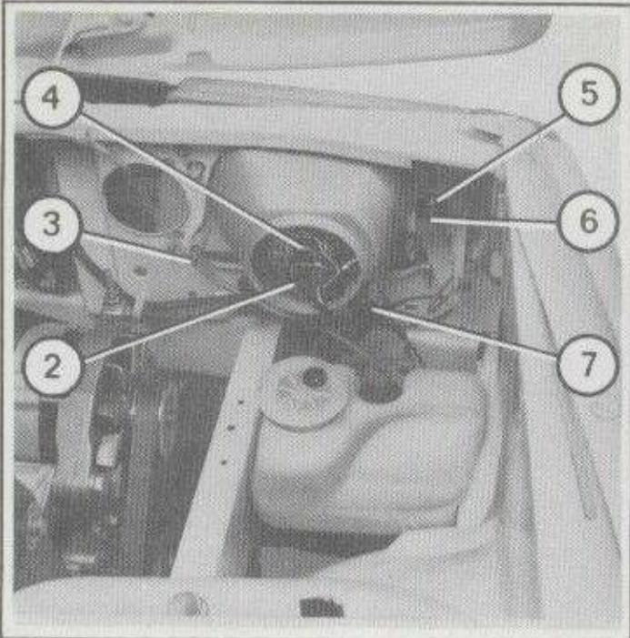 RENAULT R11 - Projecteurs à iode (lamp type H 4) - 1