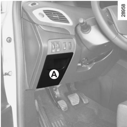 RENAULT SCENIC 3 2010 - FUSIBLES (1/2) - 1