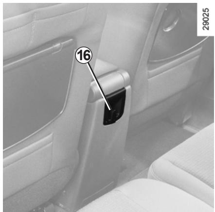 RENAULT SCENIC 3 2010 - RANGEMENTS, AMÉNAGEMENTS HABITACLE (6/6) - 1