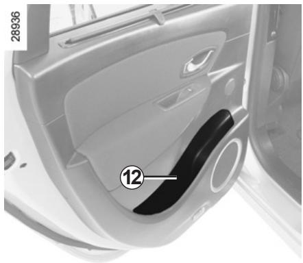 RENAULT SCENIC 3 2011 - RANGEMENTS, AMÉNAGEMENTS HABITACLE (5/6) - 1