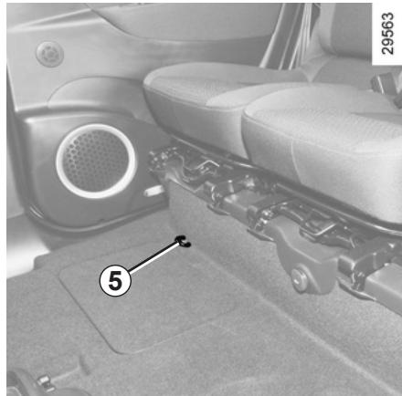 RENAULT SCENIC 3 2012 - Pose du filet de séparation derrière les sièges avant - 1