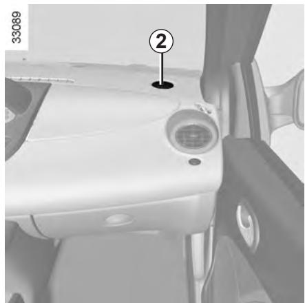 RENAULT TWINGO 2 2012 - REMORQUAGE : attelage - 3