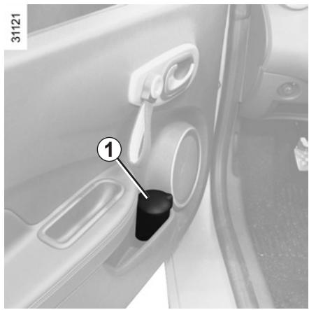 RENAULT WIND 2012 - CENDRIER, PRESE ACCESSOIRES - 1