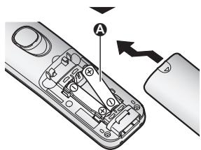 PANASONIC KX-TGD322FR - Installation des batteries - 2