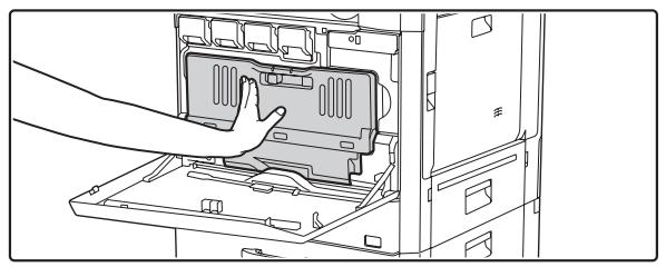 SHARP MX-2614N/3114N - Montieren Sie den Behälter für Abfall-Toner. - 1
