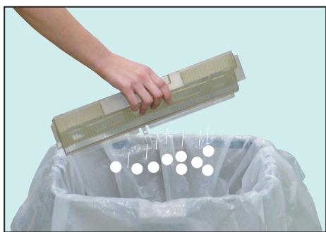 PANASONIC DP-C323 - Mise au rebut des résidus de perforation - 3