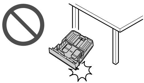 PANASONIC KX MB1500 - Précaution d'utilisation du bac d'alimentation - 1