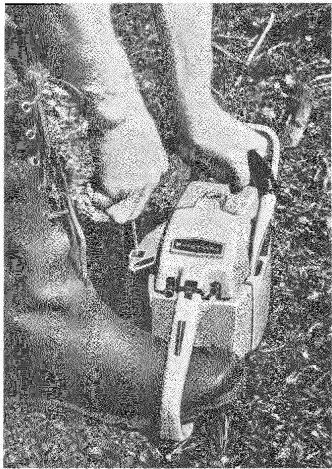 HUSQVARNA CHAINSAWS - Hot engine - 2