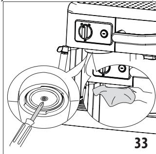 DELONGHI BCO416.1 FR - Nettoyage de la chaudière - 1