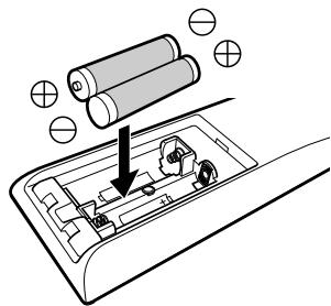 JVC DLA-X900R - Insérer les piles dans la télécommande - 2