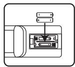 JVC LT-24HD7WU - Instalación de las pilas del mando a distancia - 2